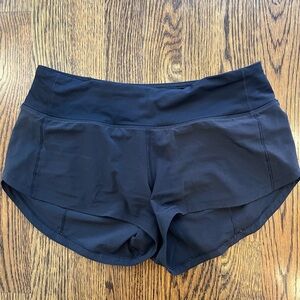 Lululemon low rise lined speed up shorts size 2, 2.5” inseam, good condition